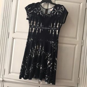 Parker Dress black and white